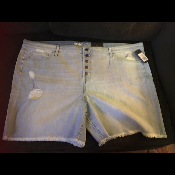 mossimo boyfriend distressed shorts 24w New - Picture 2 of 5